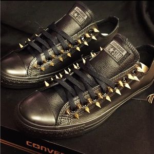 - Black leather Converse gold spikes sneakers READ DESCRIPTION